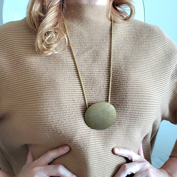 -Thomas Gentille 1970 Ovoid Convex 1 Pendant Brooch In Bronze And 18kt Gold