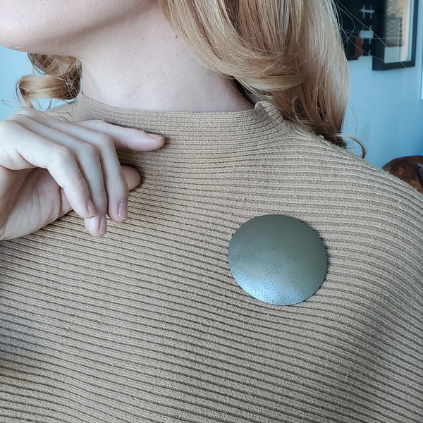 -Thomas Gentille 1970 Ovoid Convex 2 Pendant Brooch In Bronze And 18kt Gold