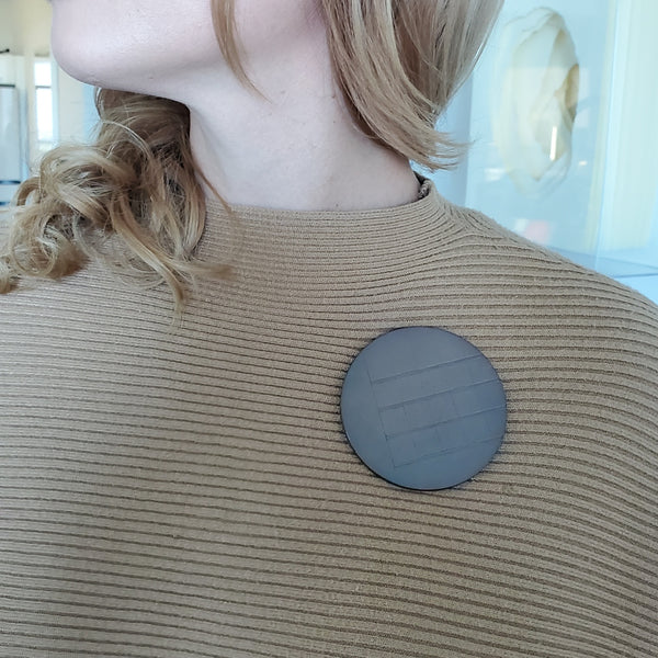 -Thomas Gentille 1970 Geometric Round Pendant Brooch In 18kt Gold And Bronze