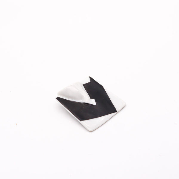 JOHAN GERARD VAN LOON 1970 Rosenthal Studio Line Brooch In Black & White Porcelain