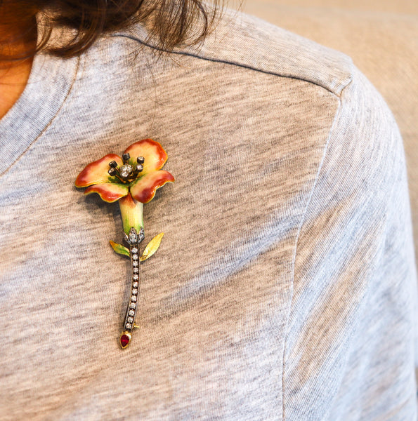 ART NOUVEAU 1915 Enameled Flower Brooch In 18Kt Gold With Diamonds & Ruby