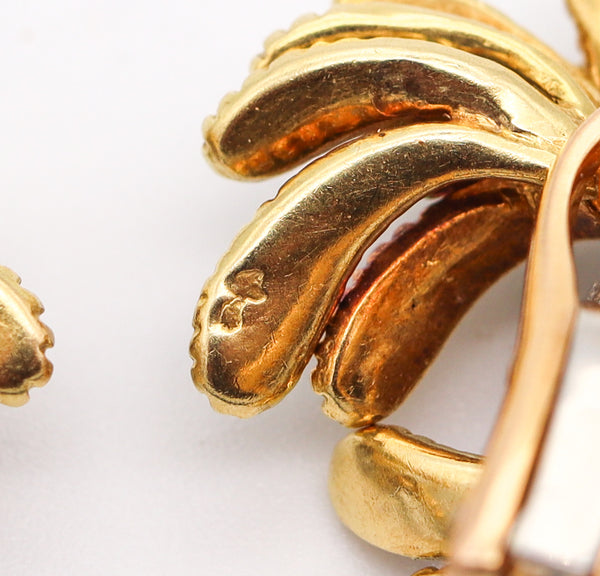 FRENCH 1960 Enameled Retro Modern Clips Earrings In 18Kt Yellow Gold With Diamonds