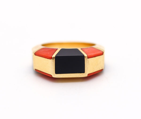 OCTAVIO SARDA Spanish Modernist Earrings-Ring Set In 18Kt Gold With Coral & Onyx