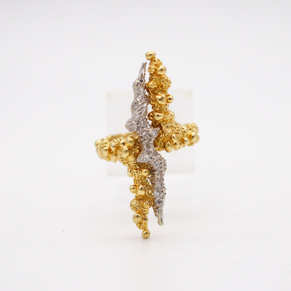 MODERNIST 1970 Sculptural Ring in Textured 18Kt Gold With European Diamonds