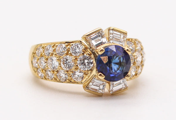 VAN CLEEF & ARPELS Cocktail Ring 18Kt Gold With 2.87 Ctw Diamonds Sapphire