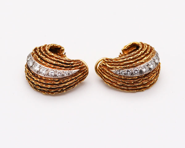 ERWIN PEARL 1970 Modernist Clips Earrings In 18Kt Gold With 1.66 Ctw Diamonds