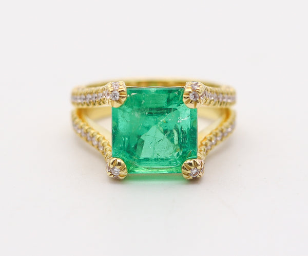 GIA CERTIFIED Cocktail Ring In 18Kt Gold With 6.58 Ctw In Emerald & Diamonds