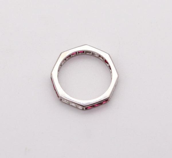 ENGLAND 1970 Octagonal Eternity Ring 18Kt Gold With 2.16 Ctw In Diamonds & Rubies