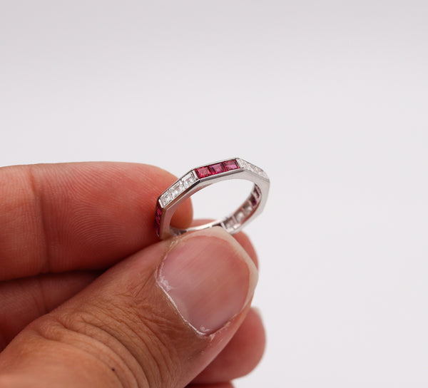 ENGLAND 1970 Octagonal Eternity Ring 18Kt Gold With 2.16 Ctw In Diamonds & Rubies