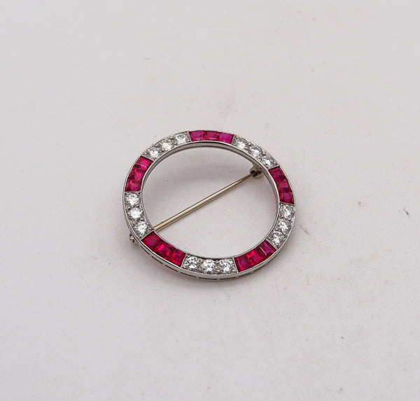 -Raymond Yard 1935 Art Deco Brooch In Platinum With 4.82 Ctw Rubies Diamonds