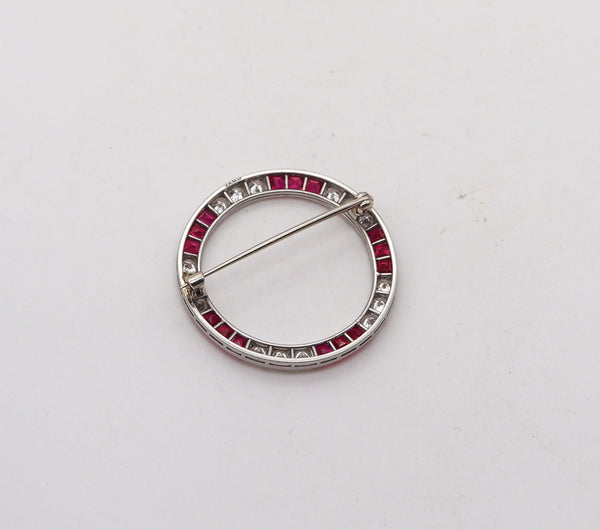 -Raymond Yard 1935 Art Deco Brooch In Platinum With 4.82 Ctw Rubies Diamonds