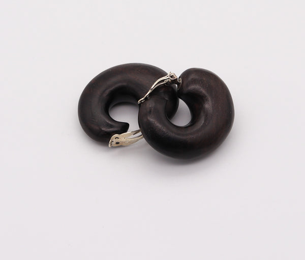 CATHERINE NOLL 1970 French Clips-On Earring Sculpted In Wood & .925 Sterling Silver