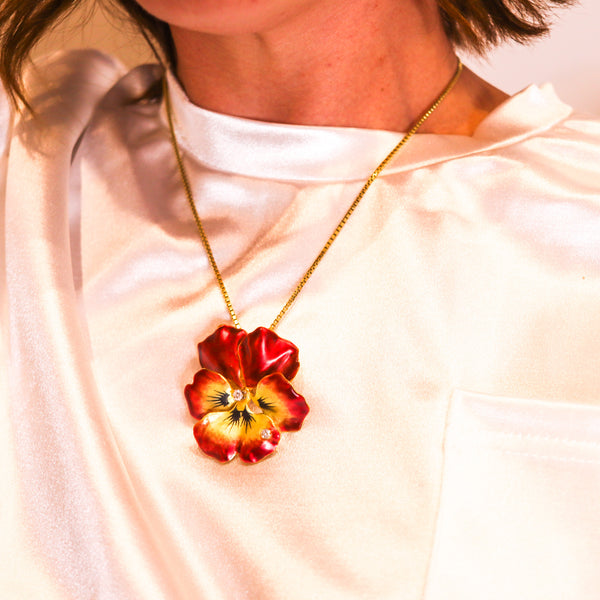 -Art Nouveau 1910 Red Enamel Orchid Brooch In 18Kt Yellow Gold With Diamonds