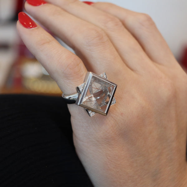 ATELIER ZOBEL Modernist Geometric Ring In 18Kt Gold With Rutile Quartz Diamonds