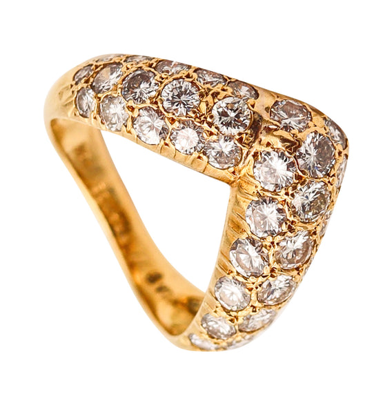 VAN CLEEF & ARPELS 1977 Paris V Ring In 18Kt Yellow Gold With 1.44 Cts In Diamonds