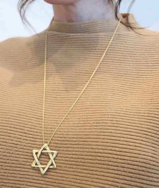 TIFFANY & CO 1979 Elsa Peretti Large David's Star Long Necklace in 18Kt Yellow Gold