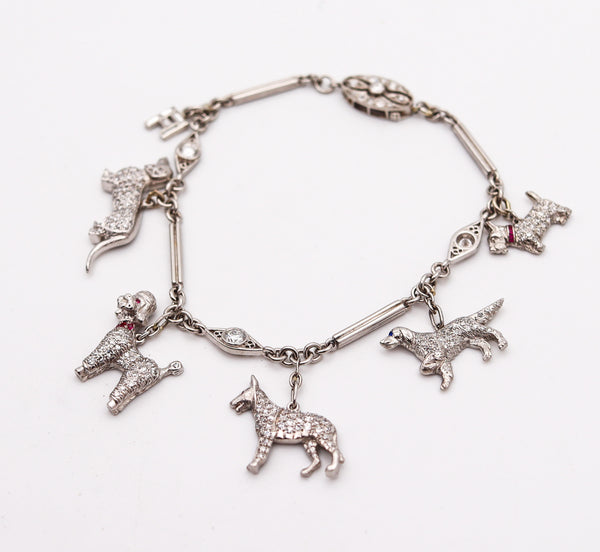 ART DECO 1925 Five Dogs Charms Bracelet In Platinum With 4.03 Ctw Diamonds