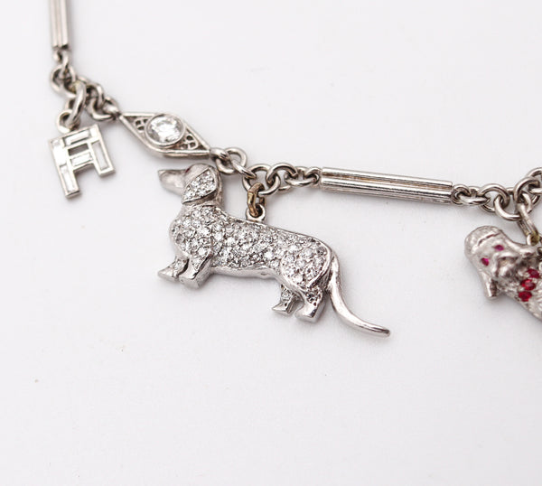 ART DECO 1925 Five Dogs Charms Bracelet In Platinum With 4.03 Ctw Diamonds