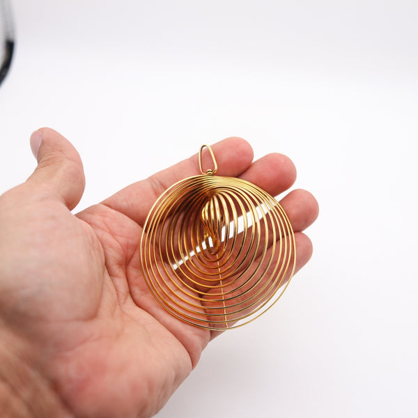 -Op-Art 1970 Modernist Pendant With Concentric Circles In Solid 18Kt Yellow Gold