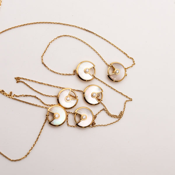 CARTIER Amulet Sautoir Necklace With White Pearls In 18Kt Gold With Diamonds