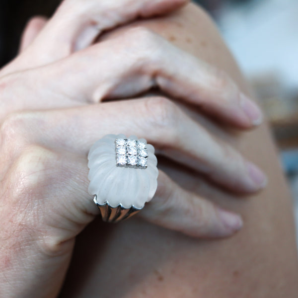 MID CENTURY 1960 Rock Crystal Cocktail Ring In 18Kt Gold With 1.45 Cts Diamonds
