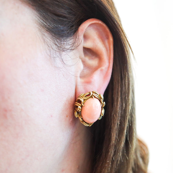 -Italian 1960 Mid Century Clips Earrings In 18Kt Yellow Gold With Salmon Coral