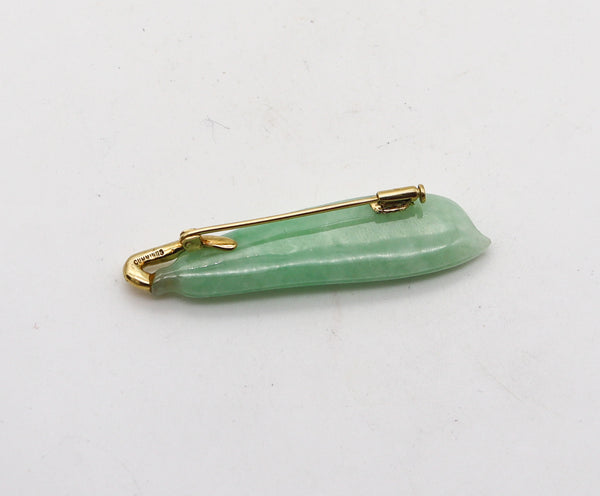 ANGELA CUMMINGS 1985 Bean Shaped Pendant Brooch In 18Kt Yellow Gold With Jadeite