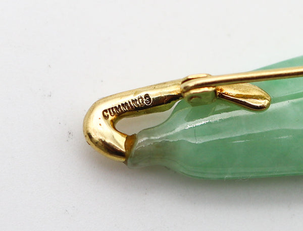 ANGELA CUMMINGS 1985 Bean Shaped Pendant Brooch In 18Kt Yellow Gold With Jadeite