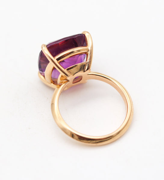 TIFFANY & CO. 1990 Cocktail Ring In 18Kt Yellow Gold With Vivid Purple Amethyst
