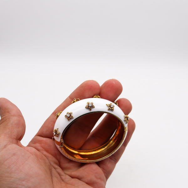 MODERNIST 1970 White Enameled Bangle In 18Kt Yellow Gold With Diamonds