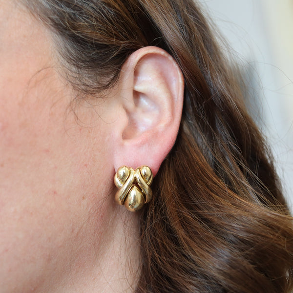 RENE BOIVIN Paris 1970 Puffed Bulbous Clips On Earrings In 18Kt Yellow Gold