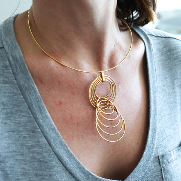 YAACOV AGAM 1970 Paris Kinetic Op-Art Sculptural Circles Necklace In 18Kt Gold