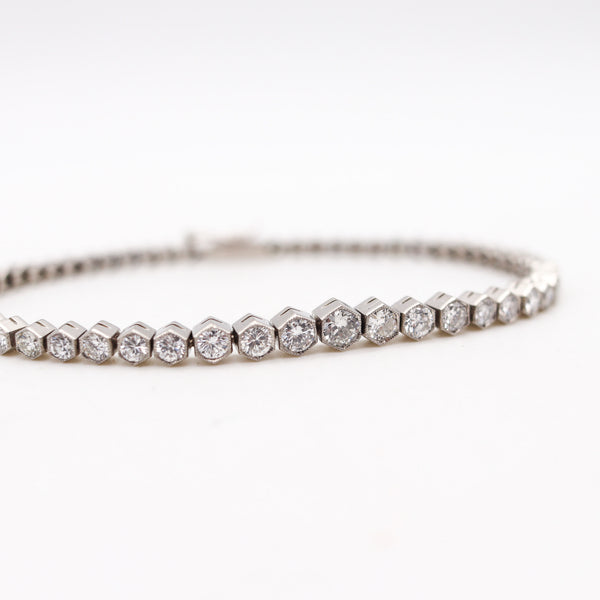 ART DECO 1930 Graduated Riviera Bracelet In Platinum With 5.18 Ctw Diamonds