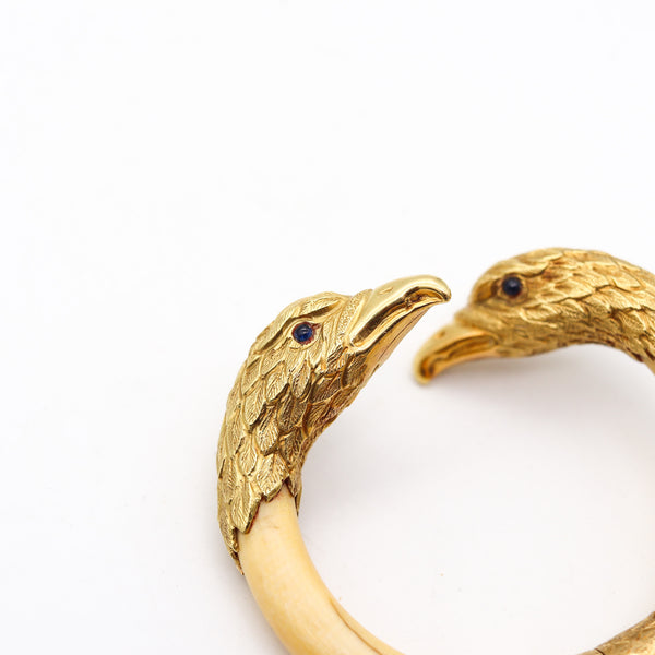 ITALIAN 1950 Eagles Retro Modernist Bracelet In 18Kt Yellow Gold With Blue Sapphires