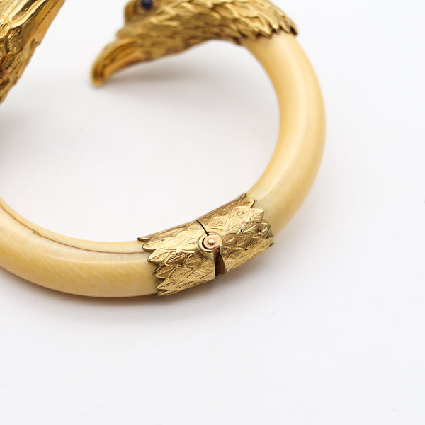 ITALIAN 1950 Eagles Retro Modernist Bracelet In 18Kt Yellow Gold With Blue Sapphires