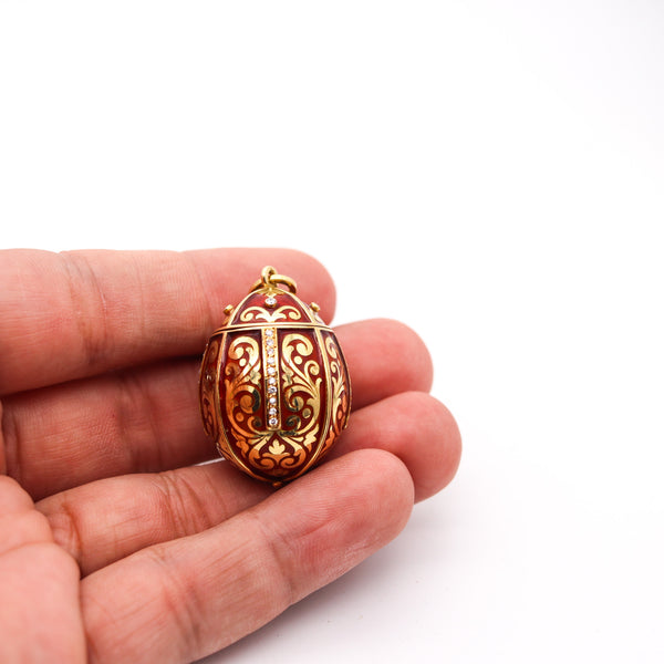 SECRET BOX In The Shape of An Enameled Egg Pendant In 18Kt Gold With Diamonds