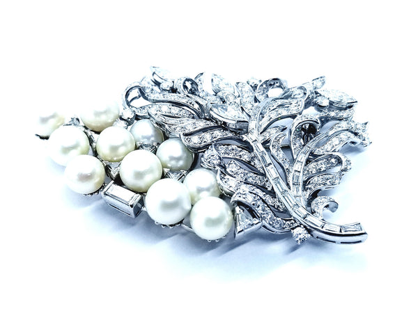 IMPORTANT 1950 PLATINUM 10.19 Ct DIAMONDS & PEARLS BROOCH