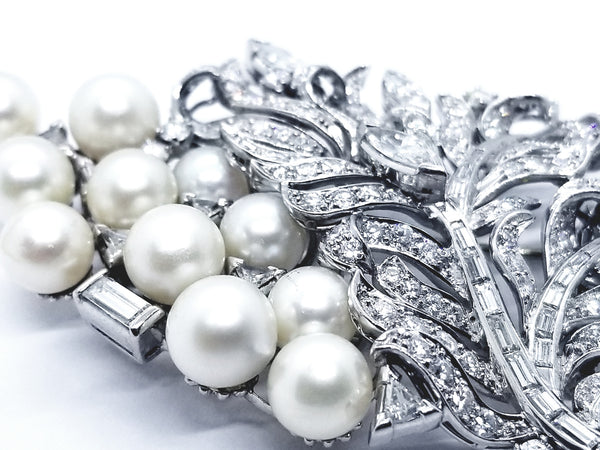 IMPORTANT 1950 PLATINUM 10.19 Ct DIAMONDS & PEARLS BROOCH