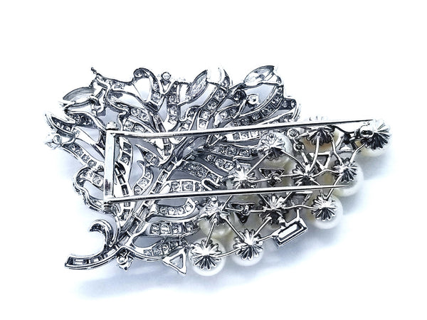 IMPORTANT 1950 PLATINUM 10.19 Ct DIAMONDS & PEARLS BROOCH