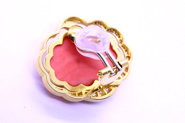 EARRINGS & PENDANT 18 KT SET WITH SCALLOPED CORAL AND 1.53 Cts DIAMONDS