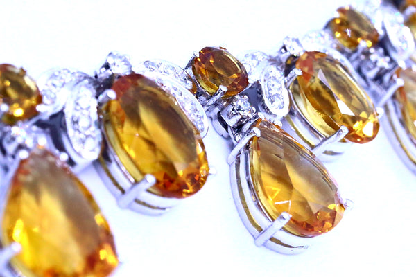 NECKLACE AND EARRINGS 18 KT SUITE WITH 308.16 Cts OF DIAMONDS & ORANGE CITRINE