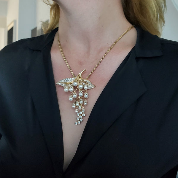 Rene Boivin Paris Gem Set Brooch In 18Kt Gold With 14.09 Ctw In Diamonds And Pearls