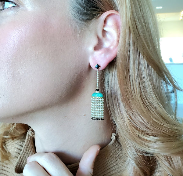 French Art Deco 1920 Dangle Tassels Earrings In 18Kt Gold With Jade And Pearls