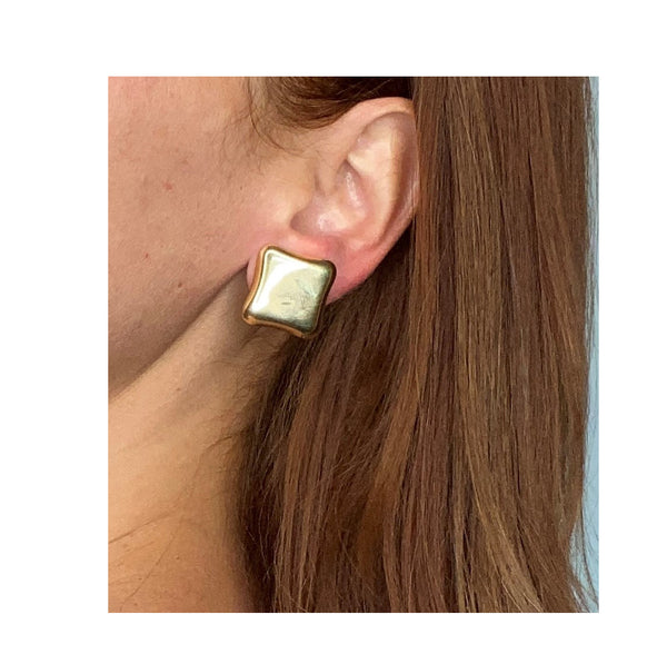 Angela Cummings Studios 1984 Cushion Geometric Earrings In 18Kt Yellow Gold