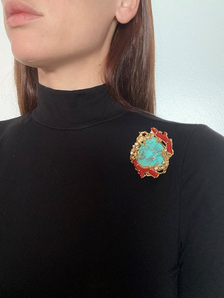 Arthur King 1960 Organic Pendant Brooch In 18Kt Gold With 106.41 Cts In Diamonds Turquoise & Coral