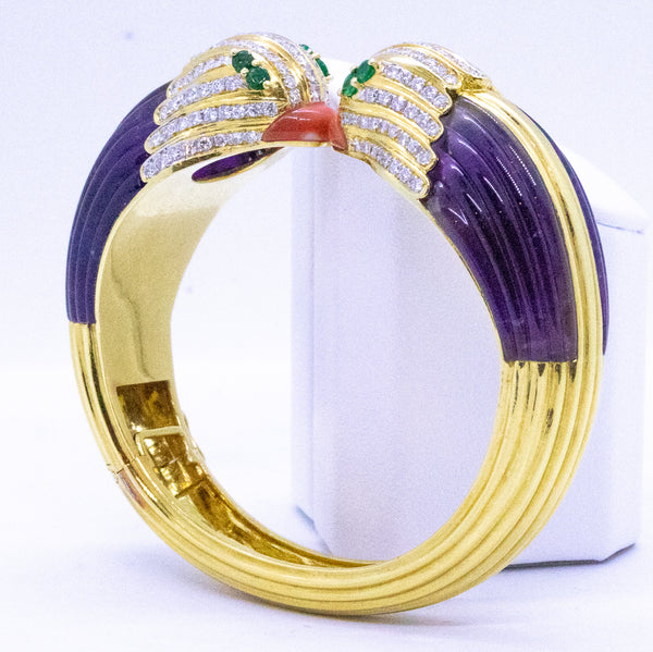PARROTS BANGLE IN 18 KT WITH DIAMONDS, CARVED CORAL & AMETHYST