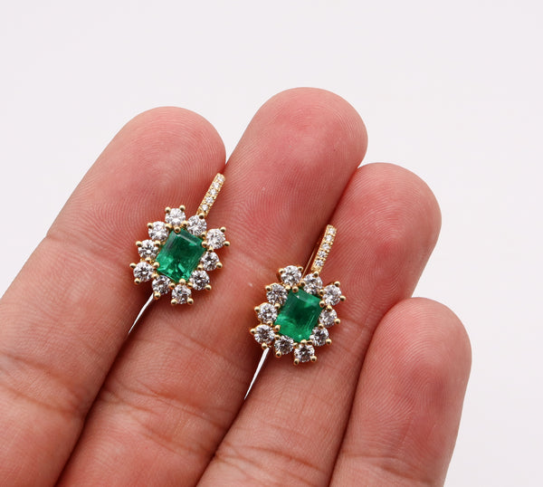 COLOMBIAN Emerald And Diamonds Earrings In 18Kt Yellow Gold With 4.92 Carats
