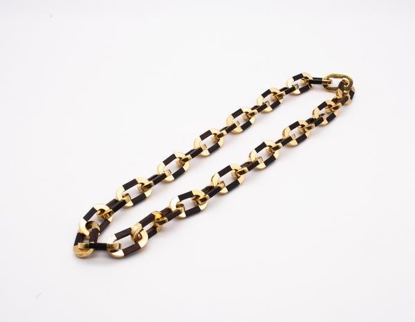 ITALY 1970 RARE MODERNIST 18 KT GOLD NECKLACE WITH ROSE WOOD LINKS