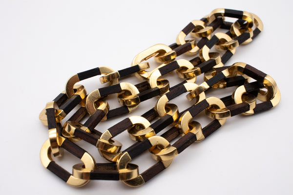 ITALY 1970 RARE MODERNIST 18 KT GOLD NECKLACE WITH ROSE WOOD LINKS
