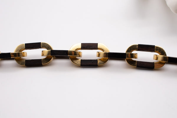 ITALY 1970 RARE MODERNIST 18 KT GOLD NECKLACE WITH ROSE WOOD LINKS